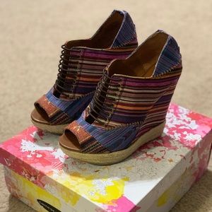 Multi Colored Wedges